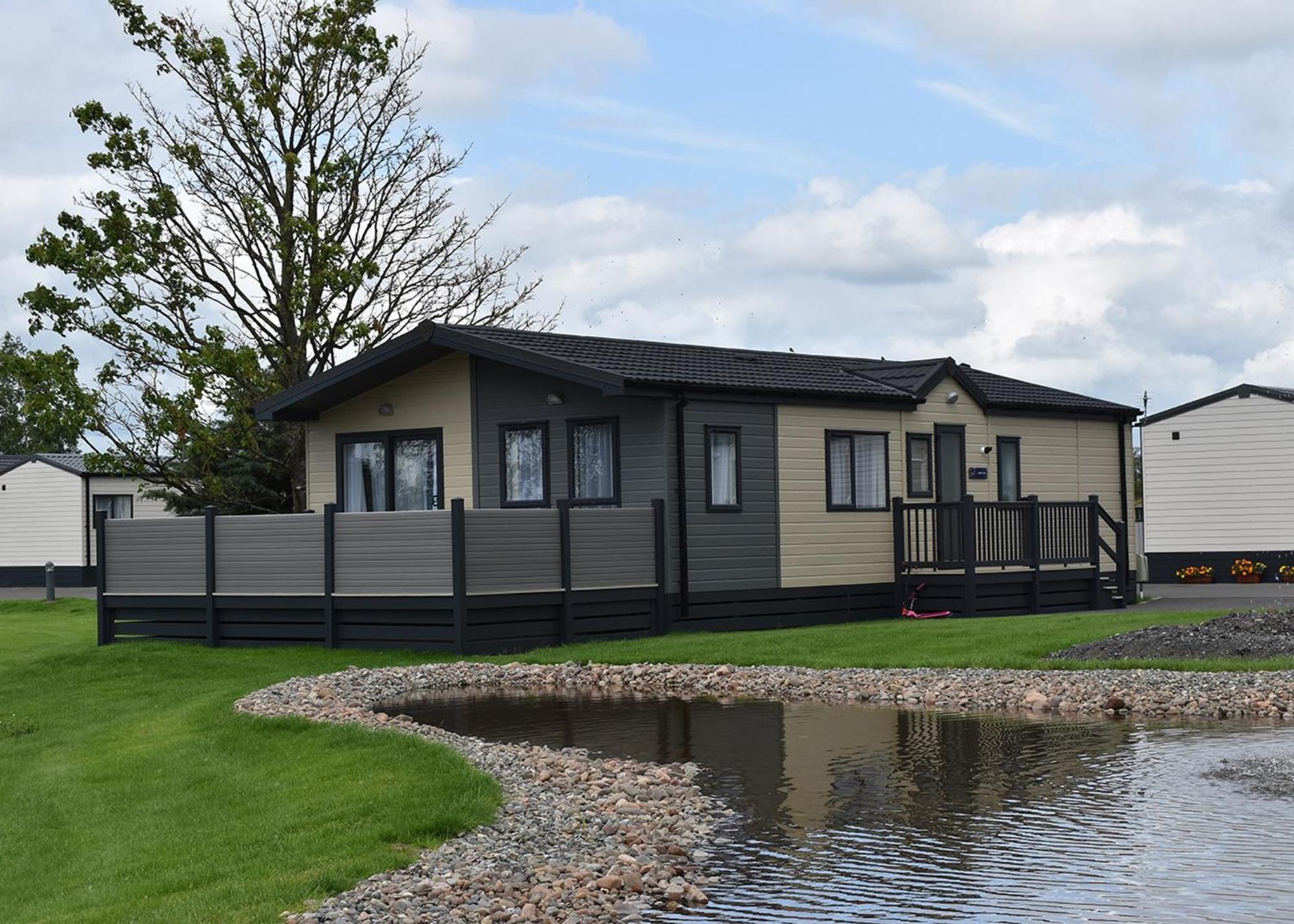 Hotel Green Meadows Country Park Harker Exterior foto